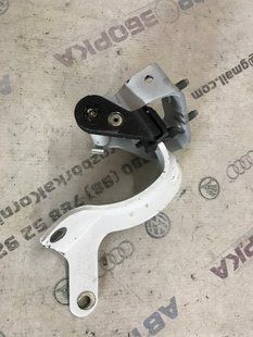Петля кришки багажника 4L0827299B Audi Q7