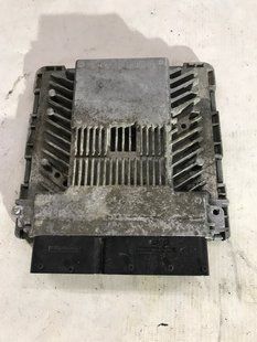 Блок керування двигуном 4L0910551P Audi Q7