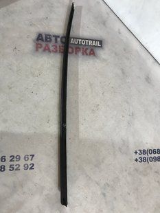 Молдинг лобового скла 8K0854328 Audi A4 Allroad