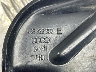 Петля капота 4G8823302E Audi A7