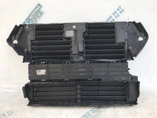 Рамка жалюзей радиатора Ford Edge