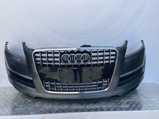 Бампер комплектний Audi Q7