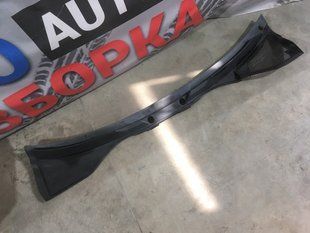 Жабо / Кожух водоотводящего короба 4L1819401A Audi Q7