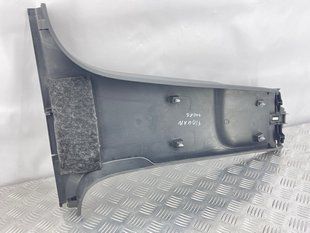 Облицовка стойки Volkswagen Tiguan