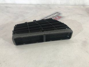 Дефлектор повітропроводу 8T1819389 Audi A4 Allroad