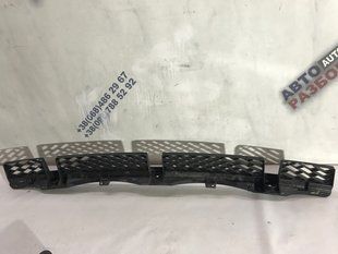 Кронштейн заднього бампера 7P6807863 Volkswagen Touareg