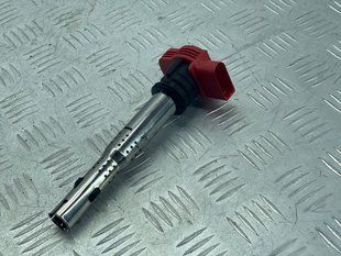 Котушка запалювання 06E905115F Audi A8