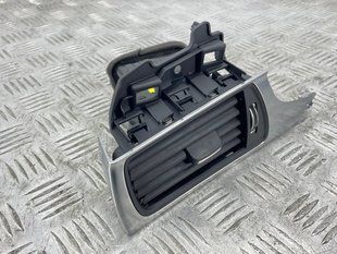 Дефлектор повітропроводу 4G1820901D6PS Audi A6