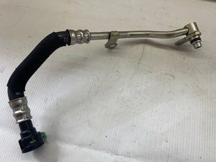 Напірний маслопровід АКПП 4M0317818K Audi Q7