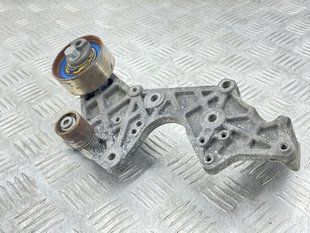 Кронштейн ТНВД 059130147P Audi Q7 Audi Q7
