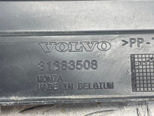 Накладка радіатора 31383508 Volvo XC90