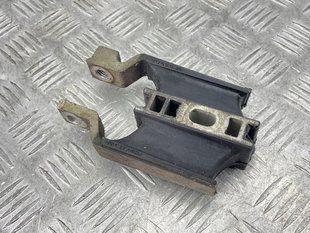 Опора двигателя левая 31330594 Volvo XC90 Volvo S60, Volvo S90, Volvo V60, Volvo V60 Cross Country, Volvo V90, Volvo V90 Cross Country, Volvo XC60, Volvo XC90