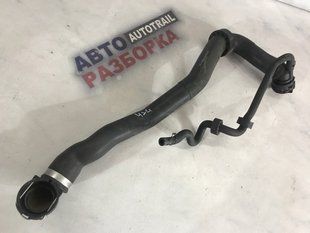 Патрубок 5N0122101G Volkswagen Tiguan