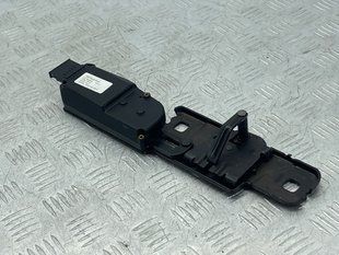 Тримач замка кришки багажника з доводчиком 4F9827383G Audi Q5 Audi A4, Audi A4 Allroad, Audi A6, Audi Q5, Audi Q7, Audi SQ5