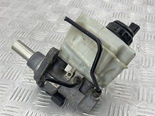 Главный тормозной цилиндр 3C1614019D Volkswagen CC