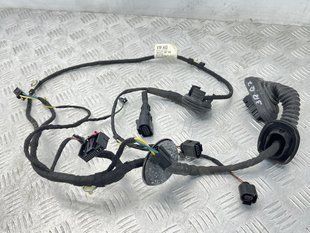 Проводка двери Audi Q7