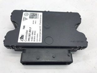 Блок керування стоянковим гальмом 7P0907801F Volkswagen Touareg