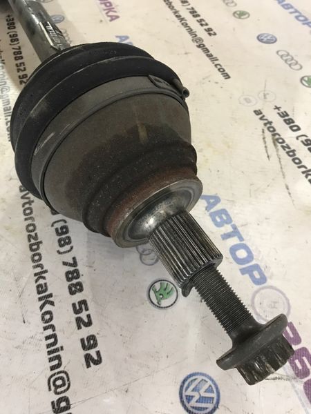 Піввісь 561407271AA Volkswagen Passat