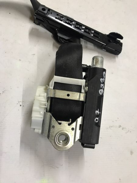 Ремінь безпеки 4L1857705AV04 Audi Q7