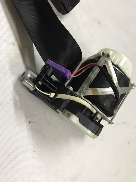 Ремінь безпеки 4L1857705AV04 Audi Q7