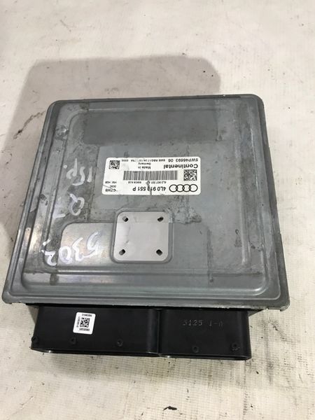 Блок керування двигуном 4L0910551P Audi Q7