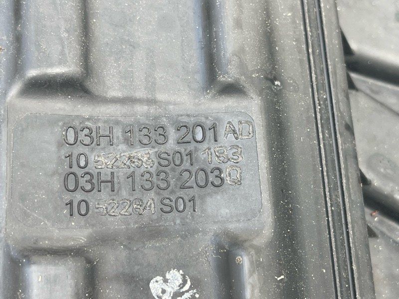 Коллектор впускной 03H133201AD Audi Q7