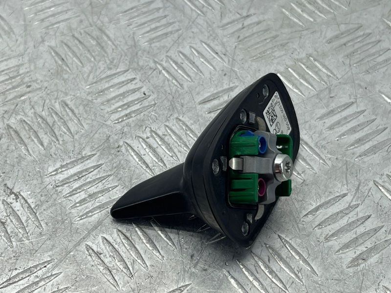 Aнтена плавник 4G0035503M Audi A6