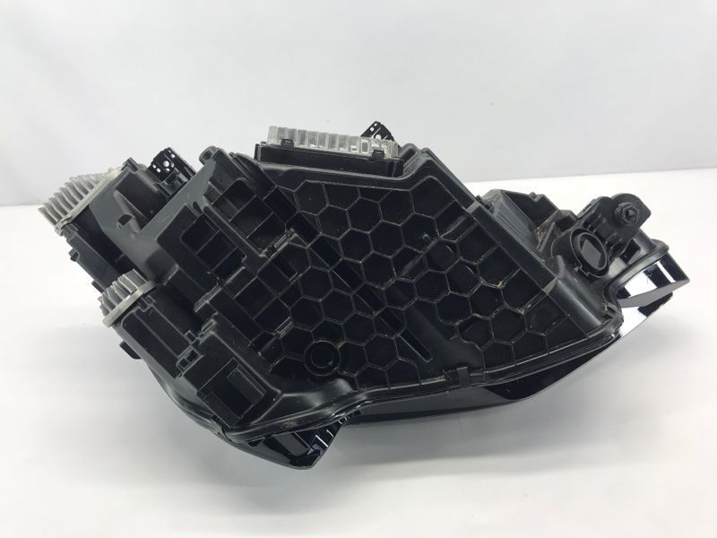 Фара FULL LED 4KE941039 Audi Q7