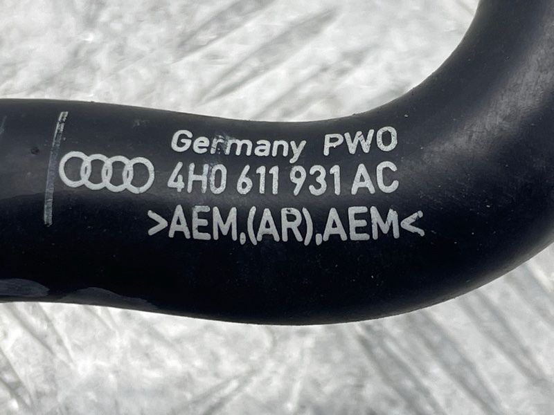 Патрубок 4H0611931AC Audi A8
