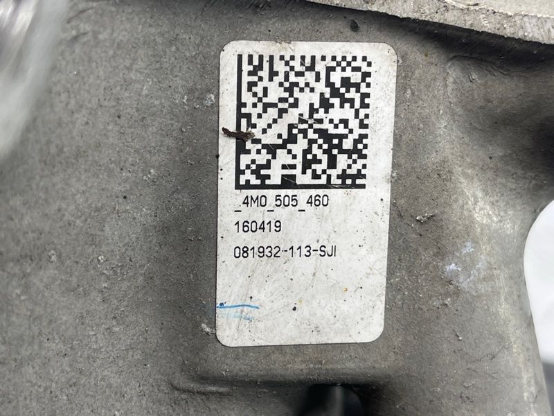 Поворотний кулак задній правий 4M0505432Q Audi Q7 Audi Q7, Audi Q8, Audi RS Q8, Audi SQ7, Audi SQ8