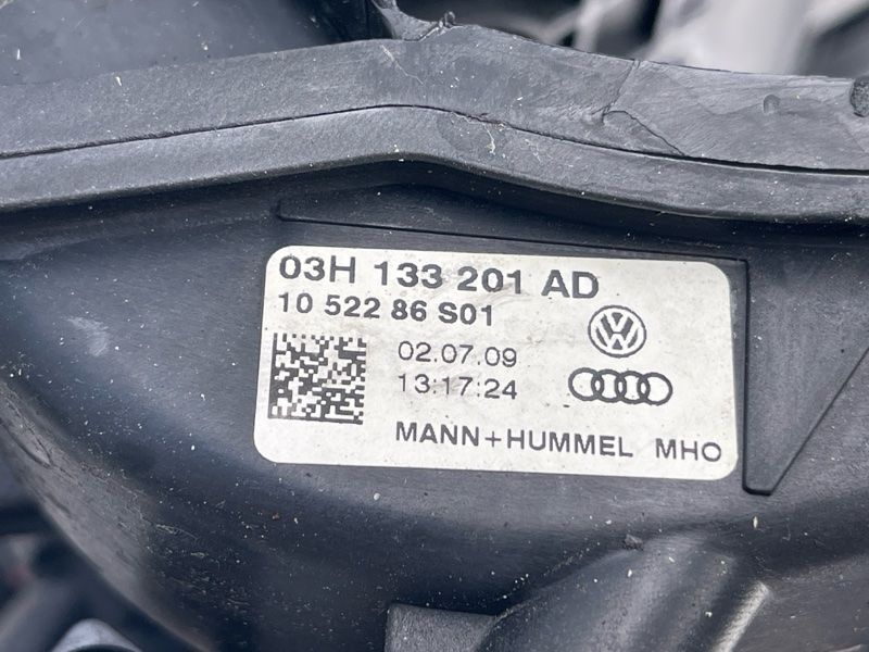 Коллектор впускной 03H133201AD Audi Q7
