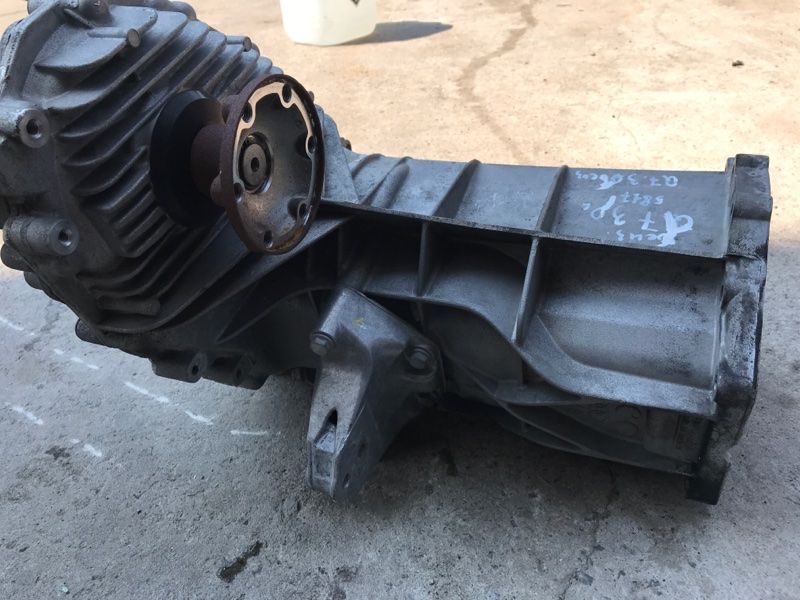 Роздаткова коробка 0BU341010Q Audi Q7