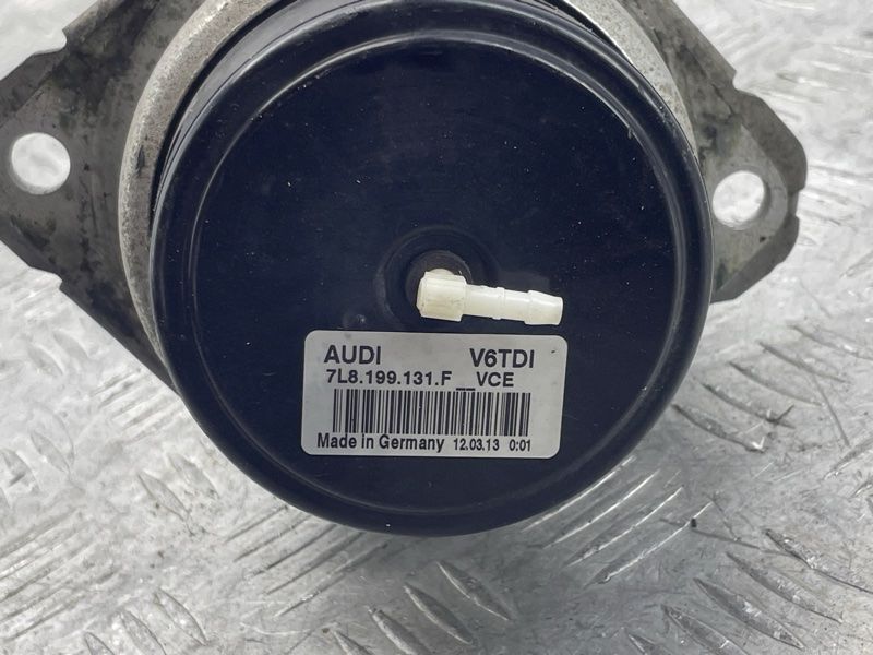 Опора / подушка двигуна 7L8199131F Audi Q7