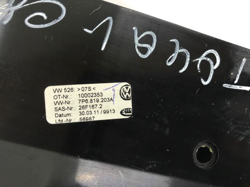 Дефлектор воздуховода 7p6819203a Volkswagen Touareg