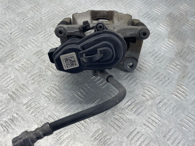 Супорт гальмівний Audi A4
