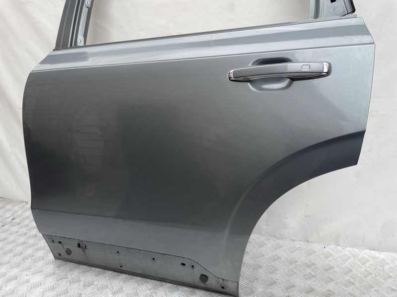 Дверь 32321822 Volvo XC90