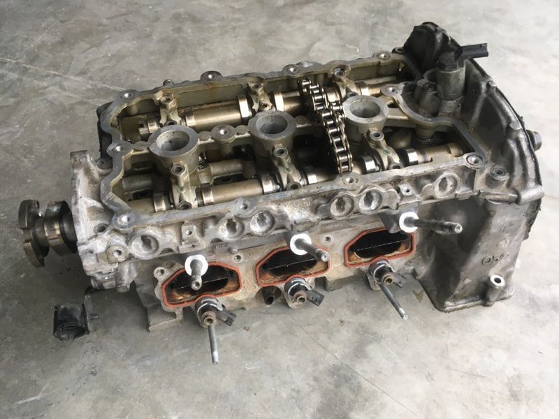 Головка блоку двигуна 06E103404M Audi A6