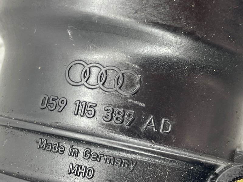Корпус масляного фільтра 059115389AD Audi A6