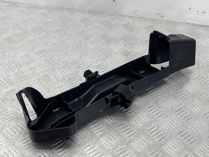 Кронштейн для домкрата 4G0011215C Audi A6