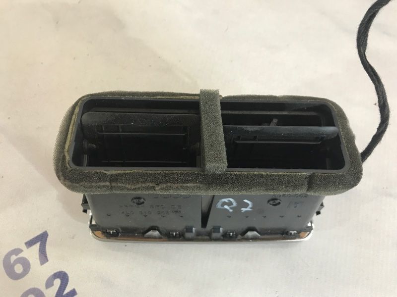 Дефлектор воздуховода 4L0819203K3Q7 Audi Q7