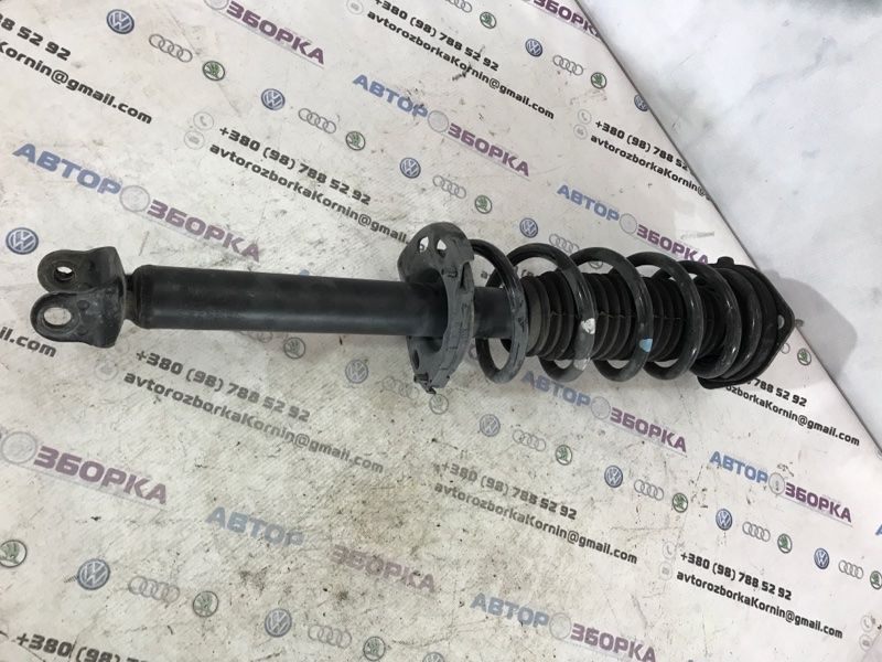Стійка амортизатора в зборі з пружиною 562104ga1d Infiniti Q50