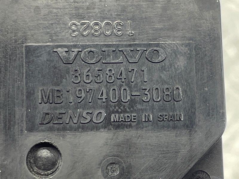 Датчик массового расхода воздуха (MAF) 8658471 Volvo XC60