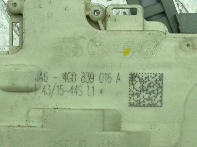 Замок дверей 4G0839016A Audi Q7