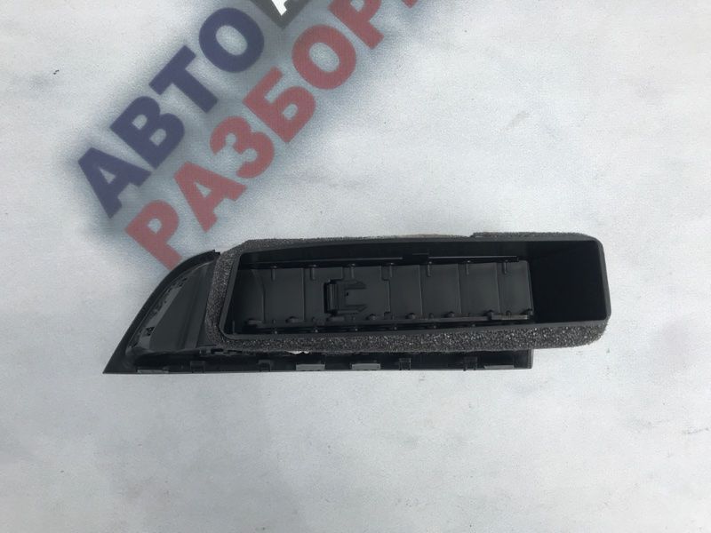 Дефлектор повітропроводу EM2B19C681A Ford Edge