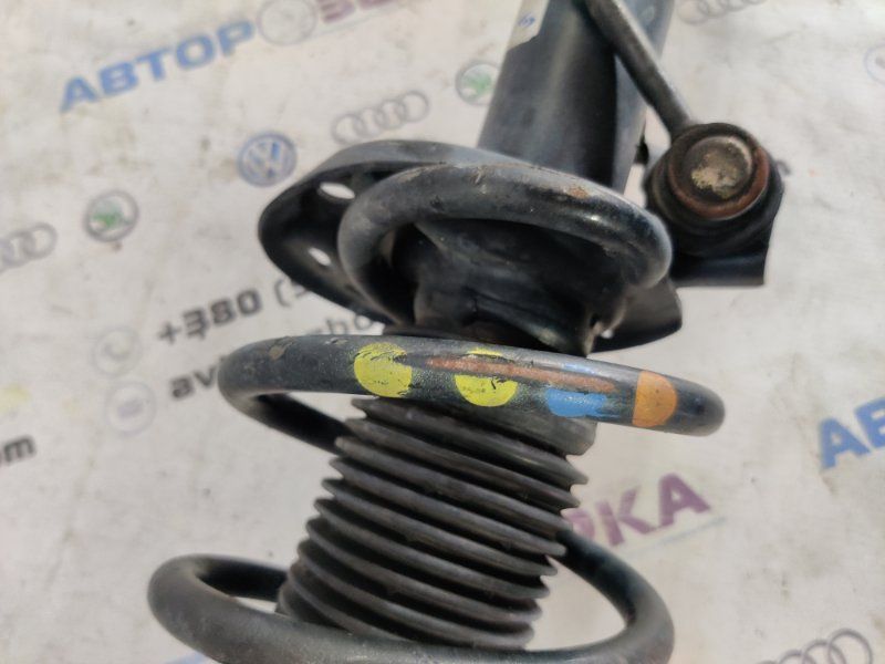 Стойка амортизатора в сборе с пружиной 3C0413031AH Volkswagen CC