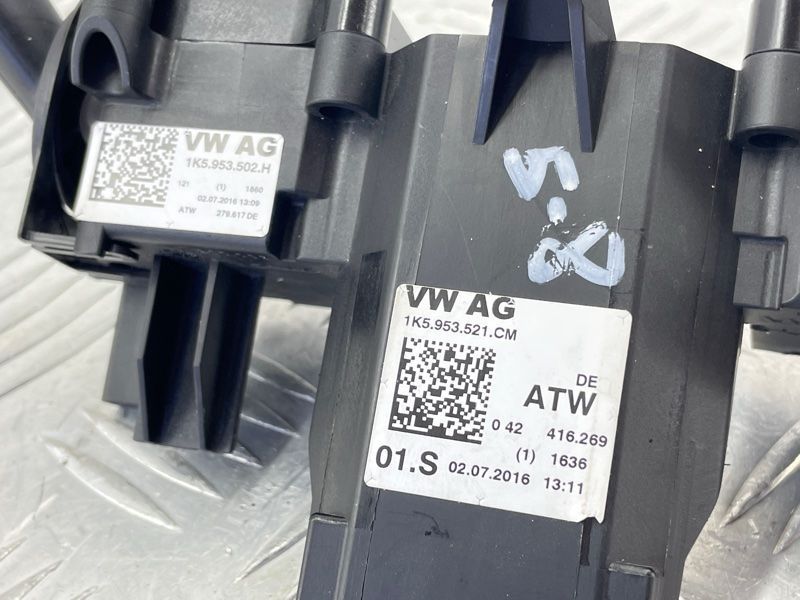 Блок підкермових перемикачів 1K5953502H Volkswagen Passat