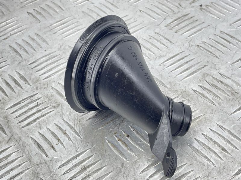 Горловина 059103482C Audi A6