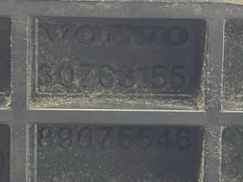 Кріплення фари 30763155 Volvo XC60