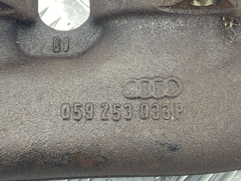 Колектор випускний Volkswagen Touareg