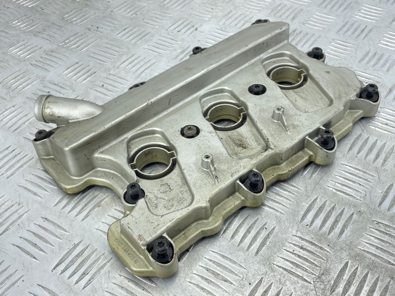 Клапанная крышка 06E103472N Audi Q7